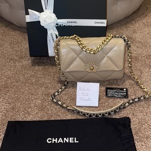 Brand new full set Chanel 19 small dark beige 31 series